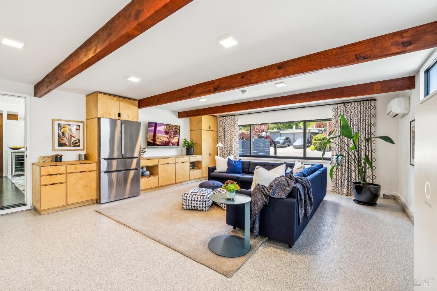 Detail Gallery Image 21 of 66 For 687 Cedarberry Ln, San Rafael,  CA 94903 - 4 Beds | 2 Baths
