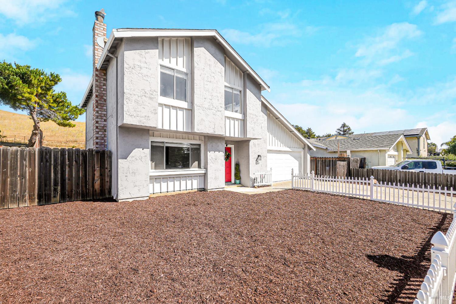 Detail Gallery Image 52 of 61 For 101 Panorama Dr, Benicia,  CA 94510 - 3 Beds | 1/1 Baths