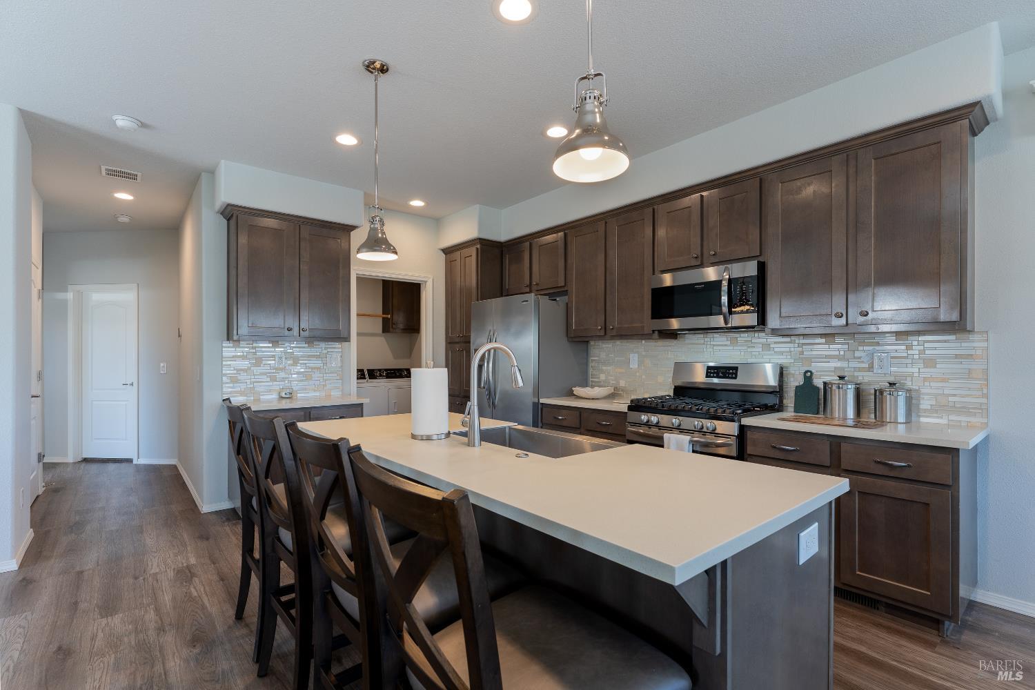 Detail Gallery Image 6 of 20 For 36 Blanco Pl, Ukiah,  CA 95482 - 3 Beds | 2 Baths