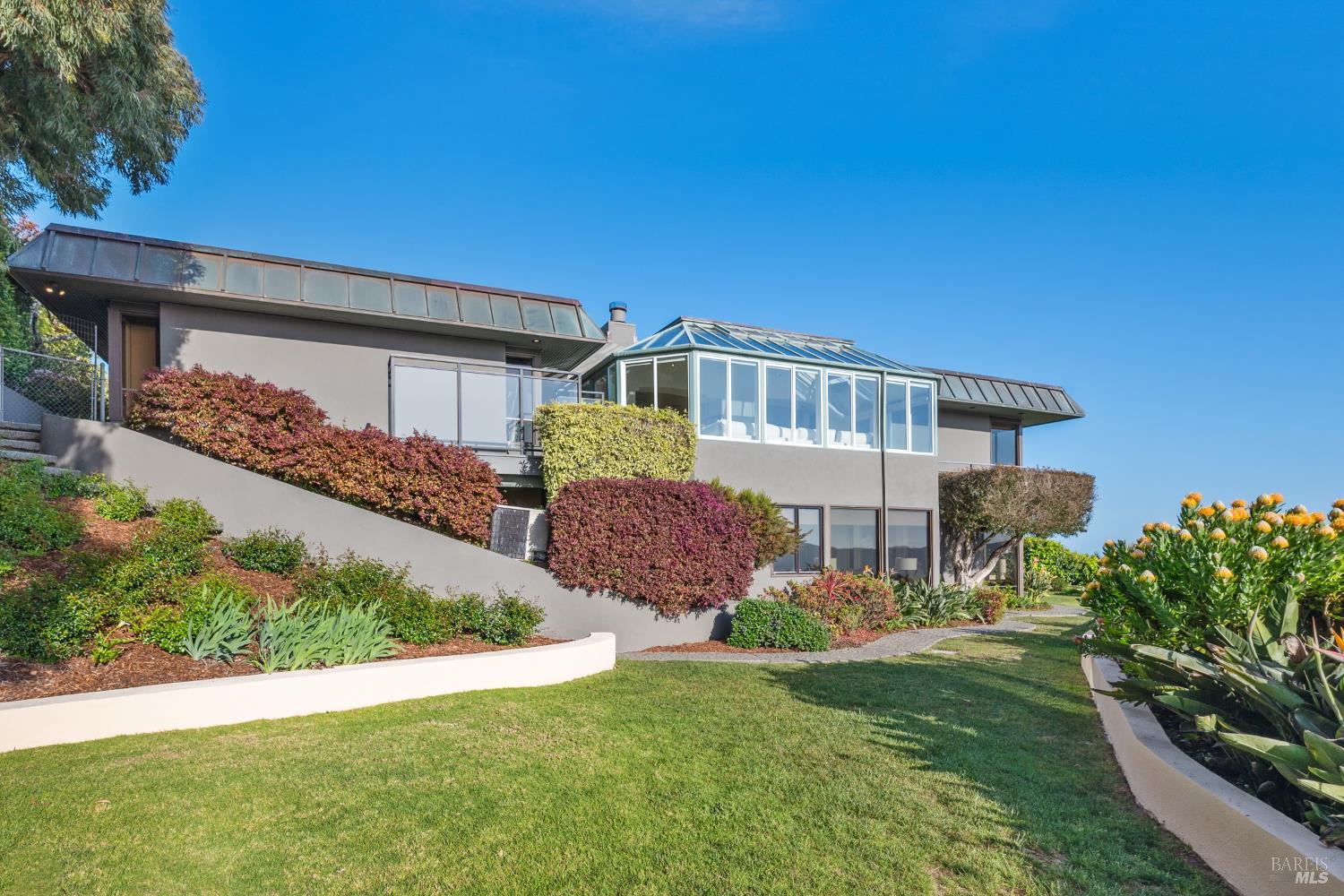 Detail Gallery Image 44 of 48 For 6 Saint Gabrielle Ct, Tiburon,  CA 94920 - 4 Beds | 3/1 Baths