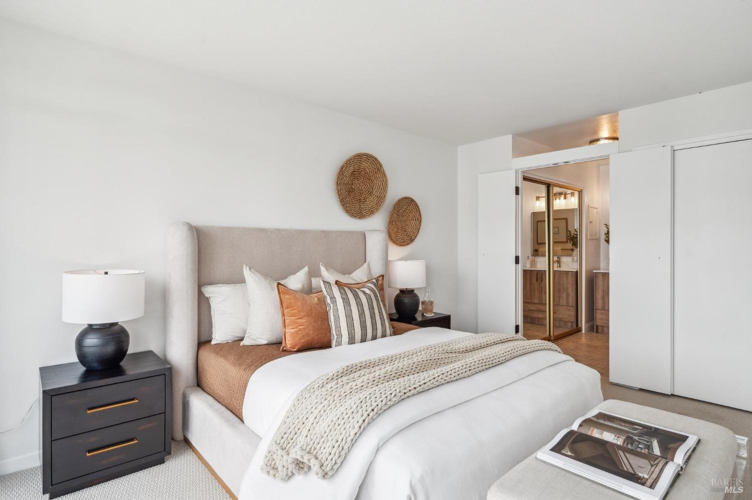 Detail Gallery Image 19 of 37 For 2335 Shelter Bay Ave, Mill Valley,  CA 94941 - 2 Beds | 2 Baths