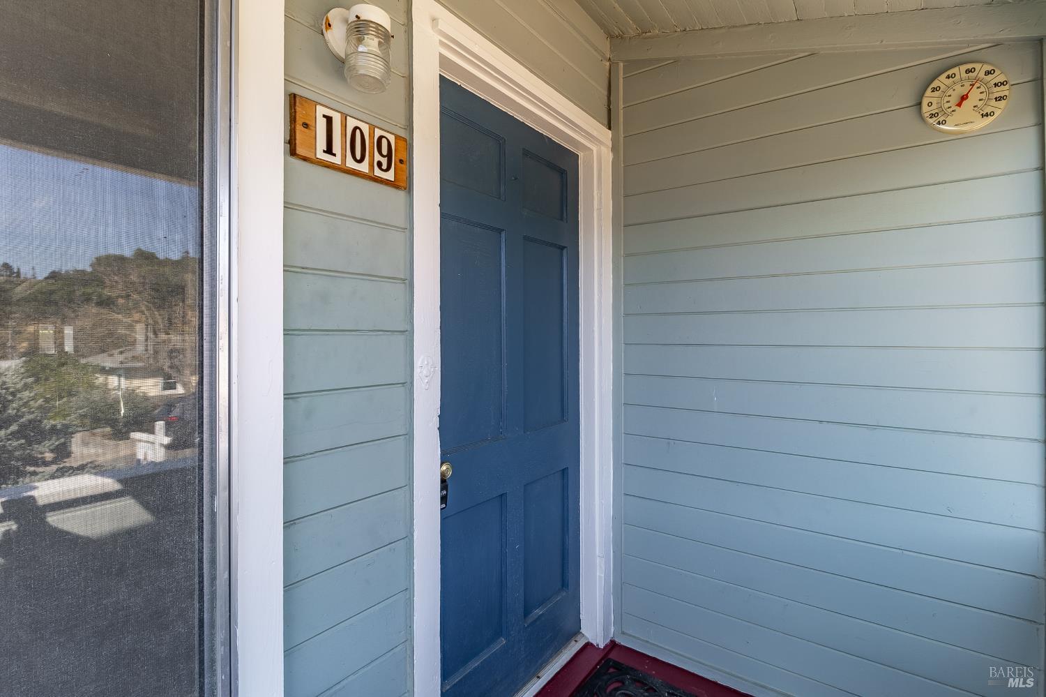 Detail Gallery Image 14 of 60 For 109 Webster St, Vallejo,  CA 94591 - 3 Beds | 2 Baths