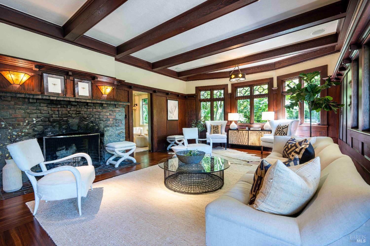 Detail Gallery Image 28 of 64 For 38 Helens Ln, Mill Valley,  CA 94941 - 4 Beds | 3/1 Baths