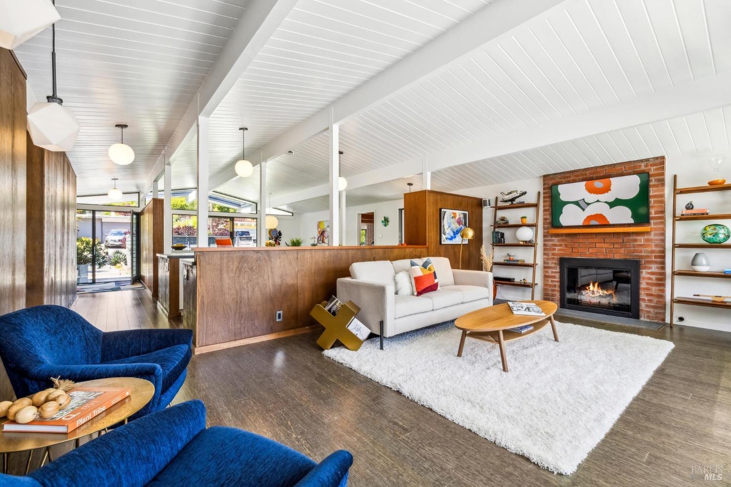 Detail Gallery Image 26 of 66 For 687 Cedarberry Ln, San Rafael,  CA 94903 - 4 Beds | 2 Baths