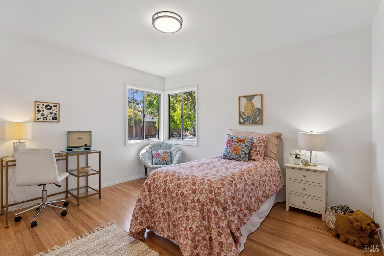 Detail Gallery Image 14 of 19 For 1432 Dawes St, Novato,  CA 94947 - 3 Beds | 2 Baths