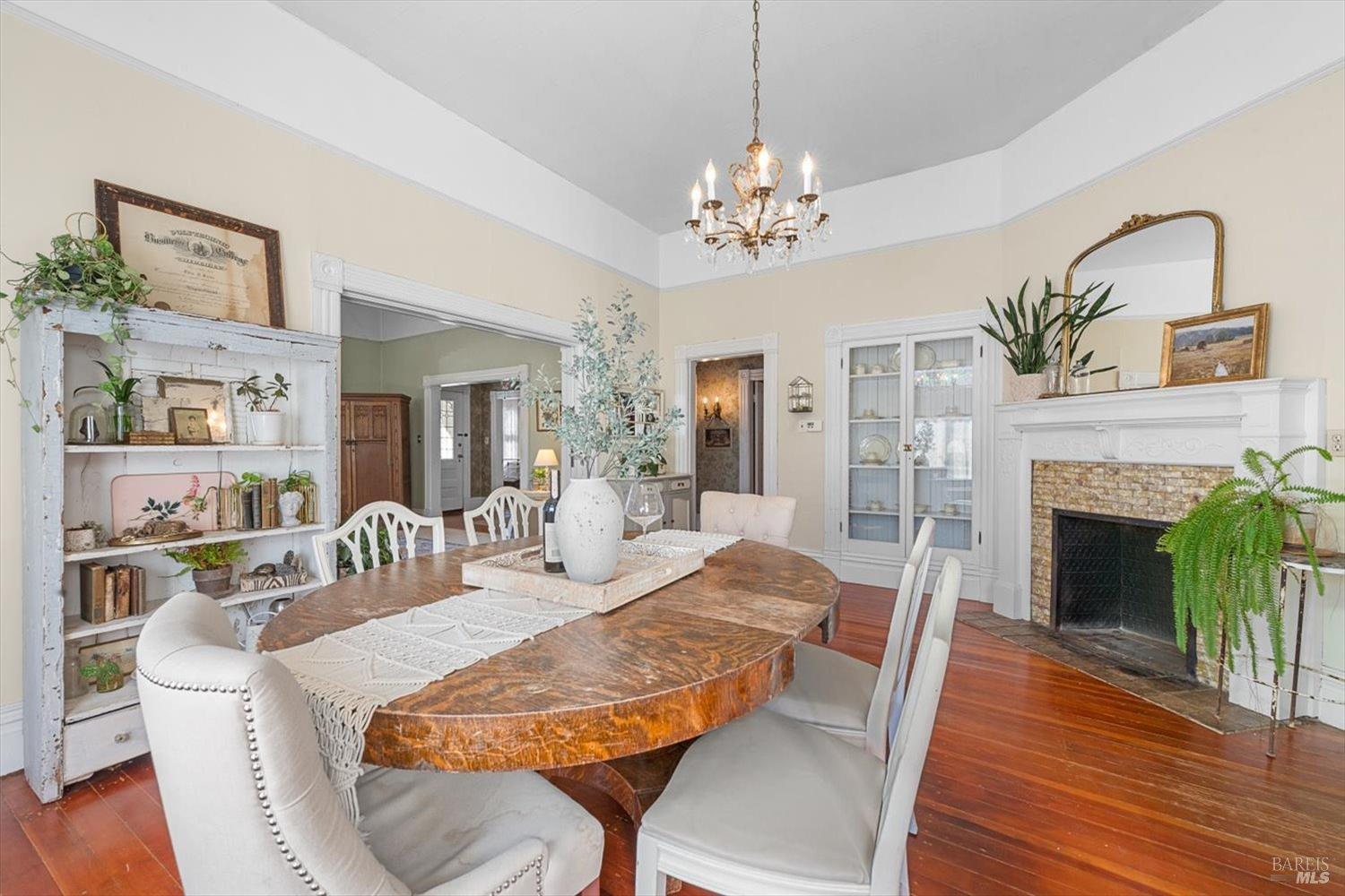 Detail Gallery Image 23 of 79 For 101 Main St, Vacaville,  CA 95688 - 4 Beds | 2/1 Baths