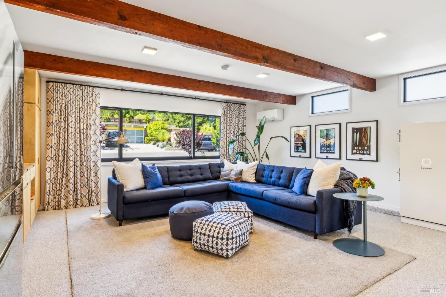 Detail Gallery Image 20 of 66 For 687 Cedarberry Ln, San Rafael,  CA 94903 - 4 Beds | 2 Baths