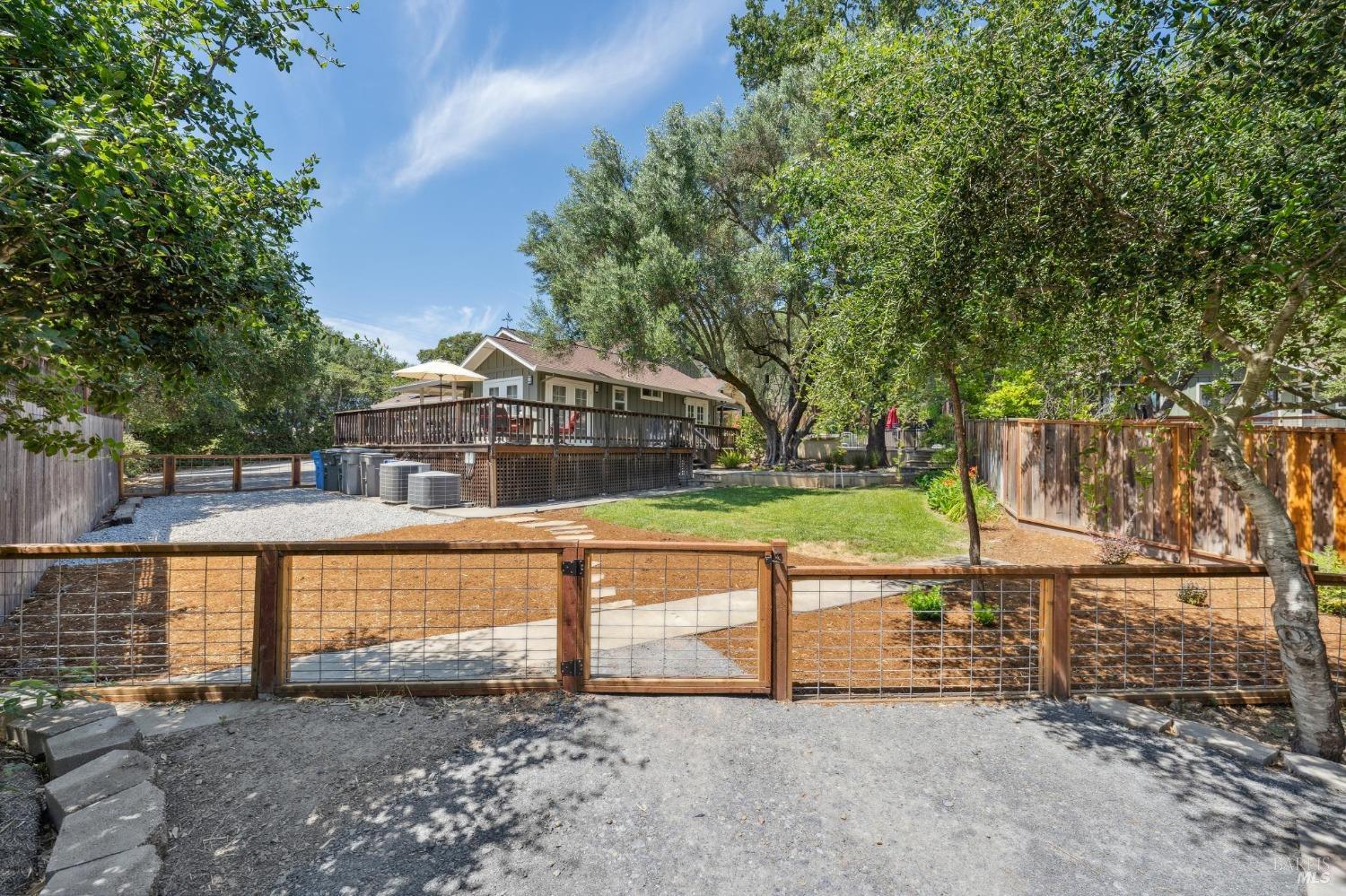 Detail Gallery Image 44 of 59 For 4880 Warm Springs Rd, Glen Ellen,  CA 95442 - 5 Beds | 3/1 Baths