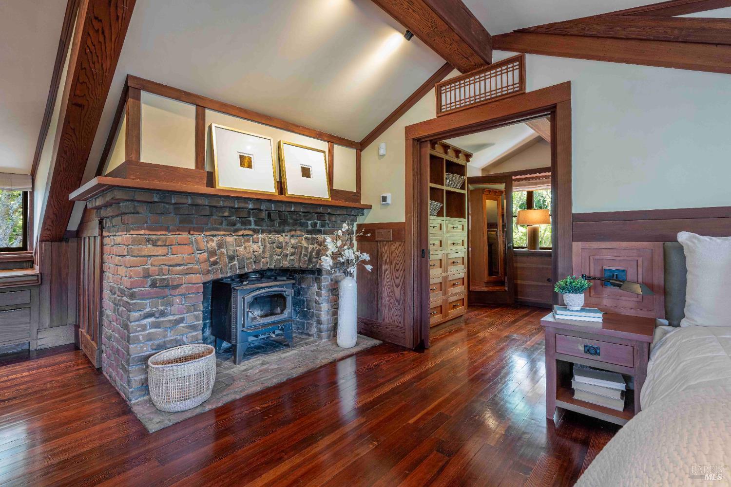 Detail Gallery Image 42 of 64 For 38 Helens Ln, Mill Valley,  CA 94941 - 4 Beds | 3/1 Baths