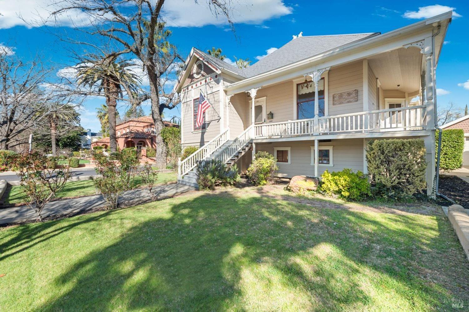 Detail Gallery Image 3 of 79 For 101 Main St, Vacaville,  CA 95688 - 4 Beds | 2/1 Baths