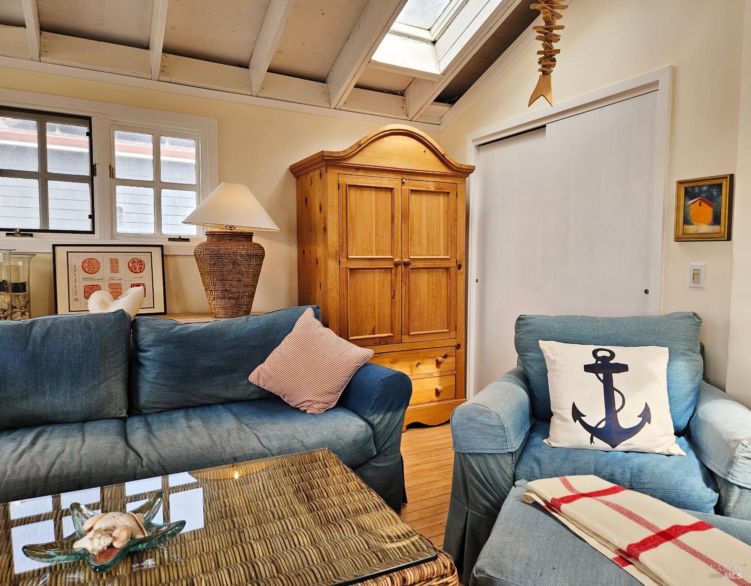 Detail Gallery Image 8 of 46 For 145 Bean Ave, Bodega Bay,  CA 94923 - 1 Beds | 1 Baths