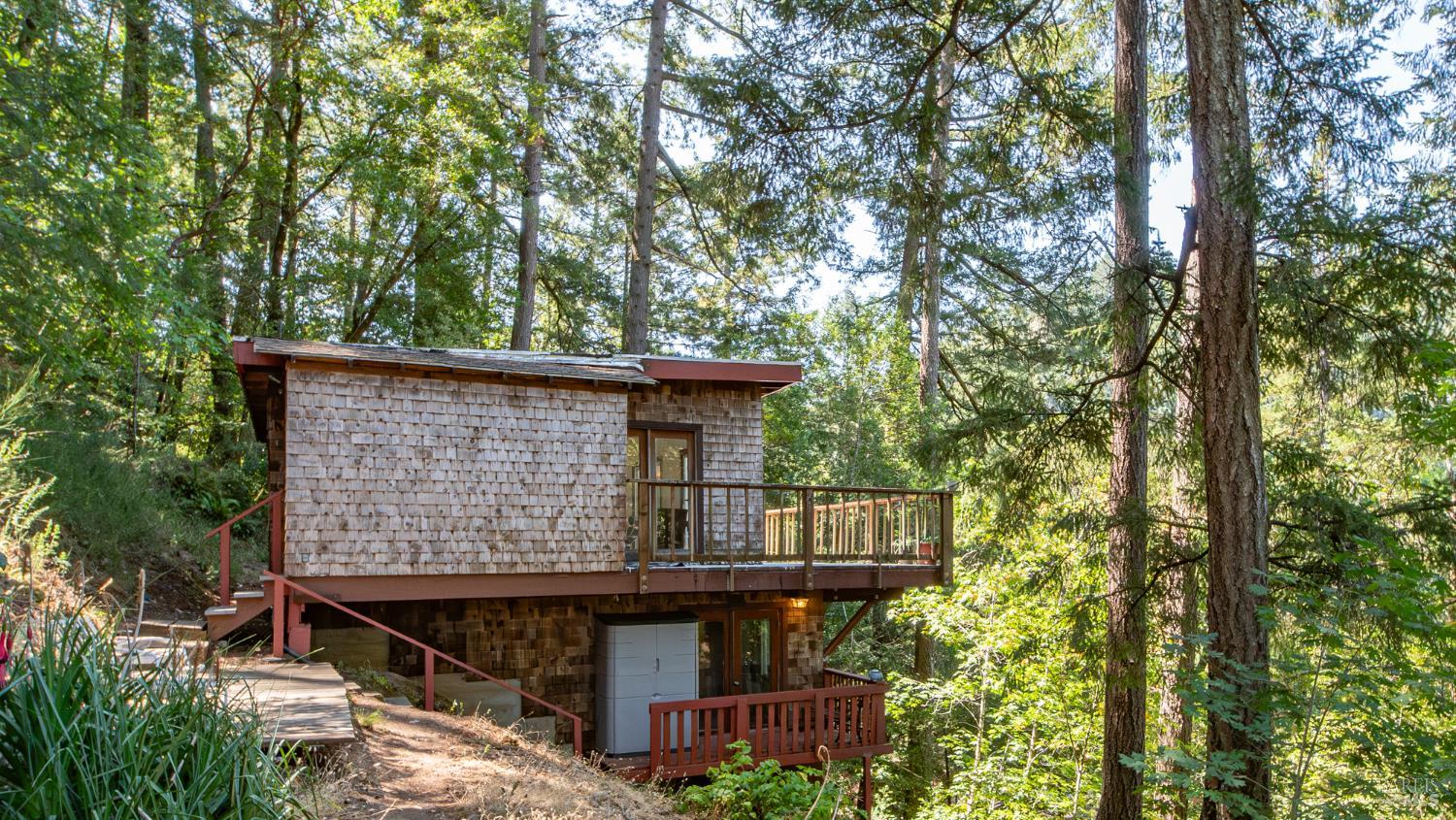 Detail Gallery Image 2 of 27 For 15 Mountain View Ave, Lagunitas,  CA 94938 - 2 Beds | 1 Baths