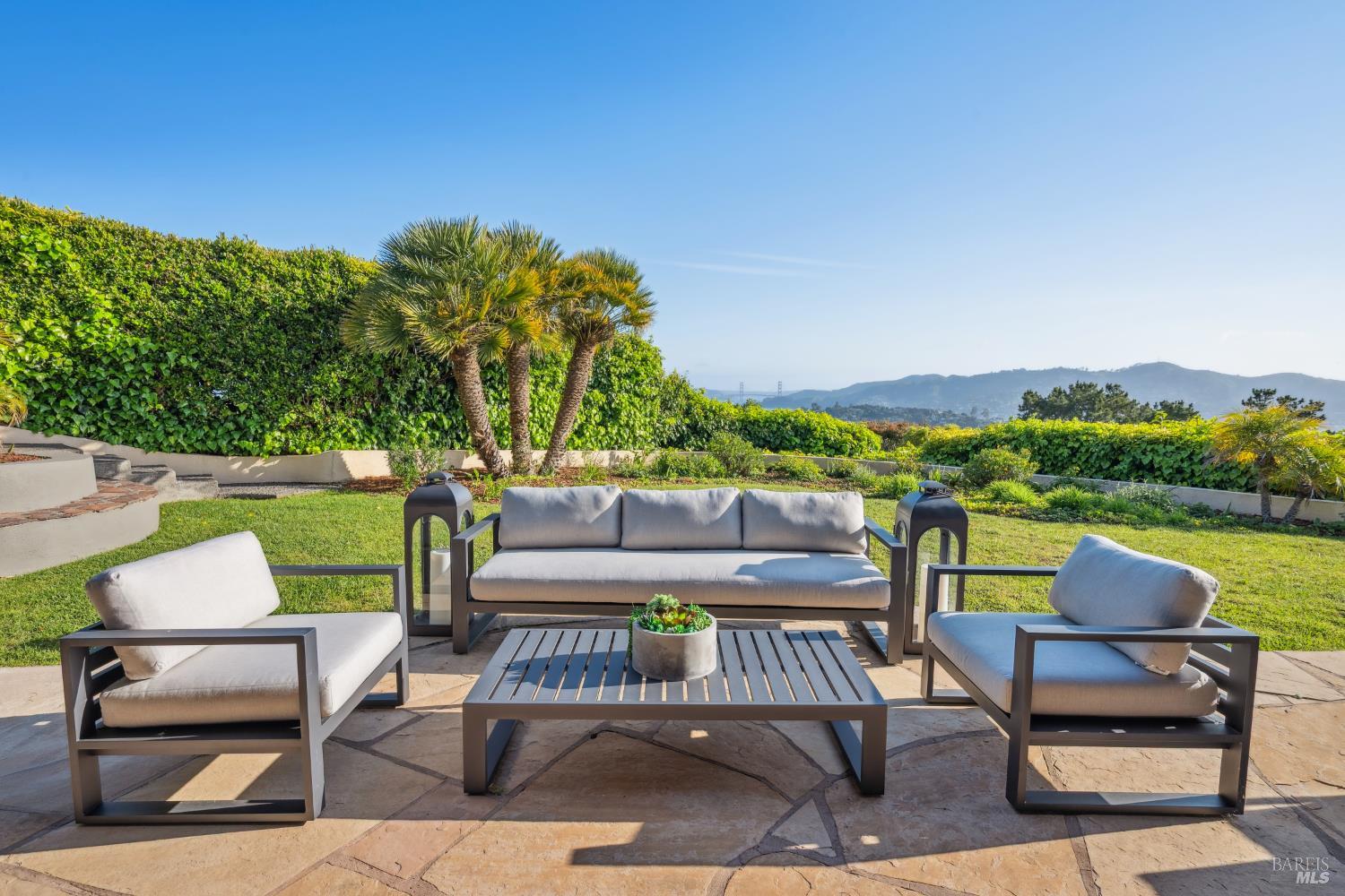 Detail Gallery Image 40 of 48 For 6 Saint Gabrielle Ct, Tiburon,  CA 94920 - 4 Beds | 3/1 Baths