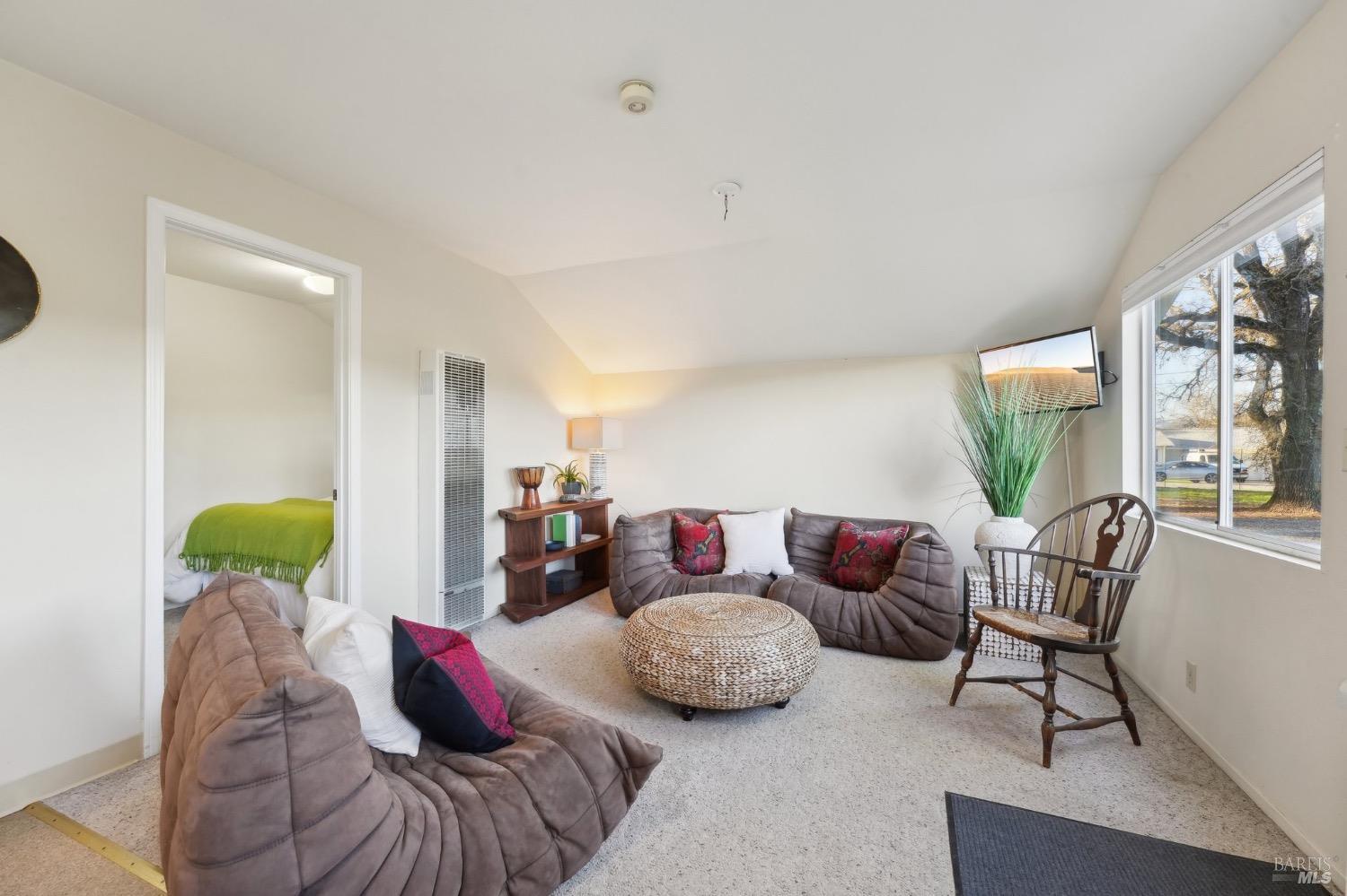 Detail Gallery Image 48 of 66 For 17311 Arnold Dr, Sonoma,  CA 95476 - 3 Beds | 2 Baths