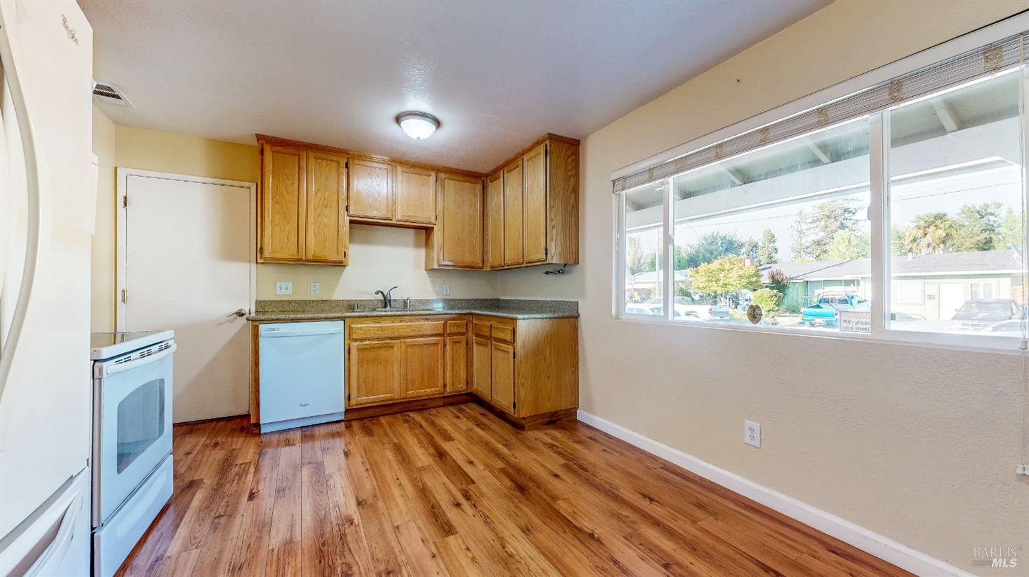 Detail Gallery Image 10 of 45 For 7147 Belita Ave, Rohnert Park,  CA 94928 - 3 Beds | 1 Baths