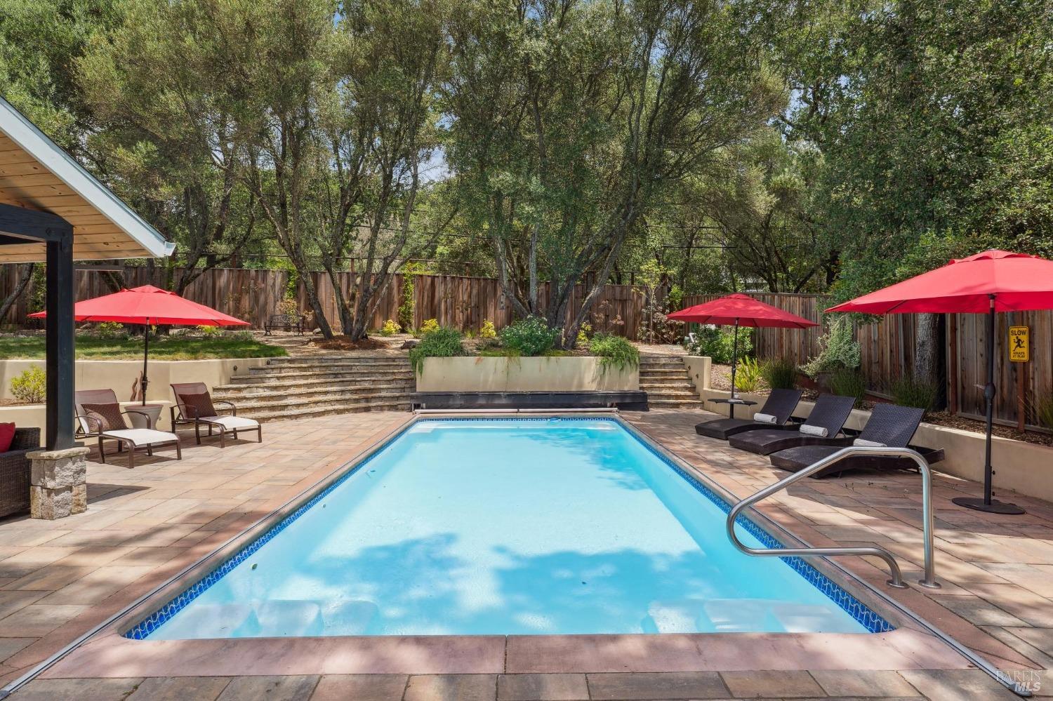 Detail Gallery Image 32 of 59 For 4880 Warm Springs Rd, Glen Ellen,  CA 95442 - 5 Beds | 3/1 Baths