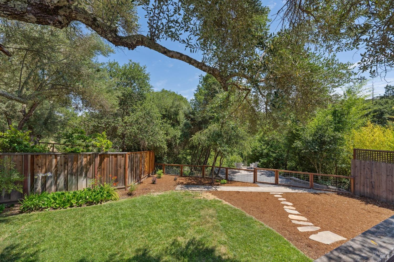 Detail Gallery Image 45 of 59 For 4880 Warm Springs Rd, Glen Ellen,  CA 95442 - 5 Beds | 3/1 Baths