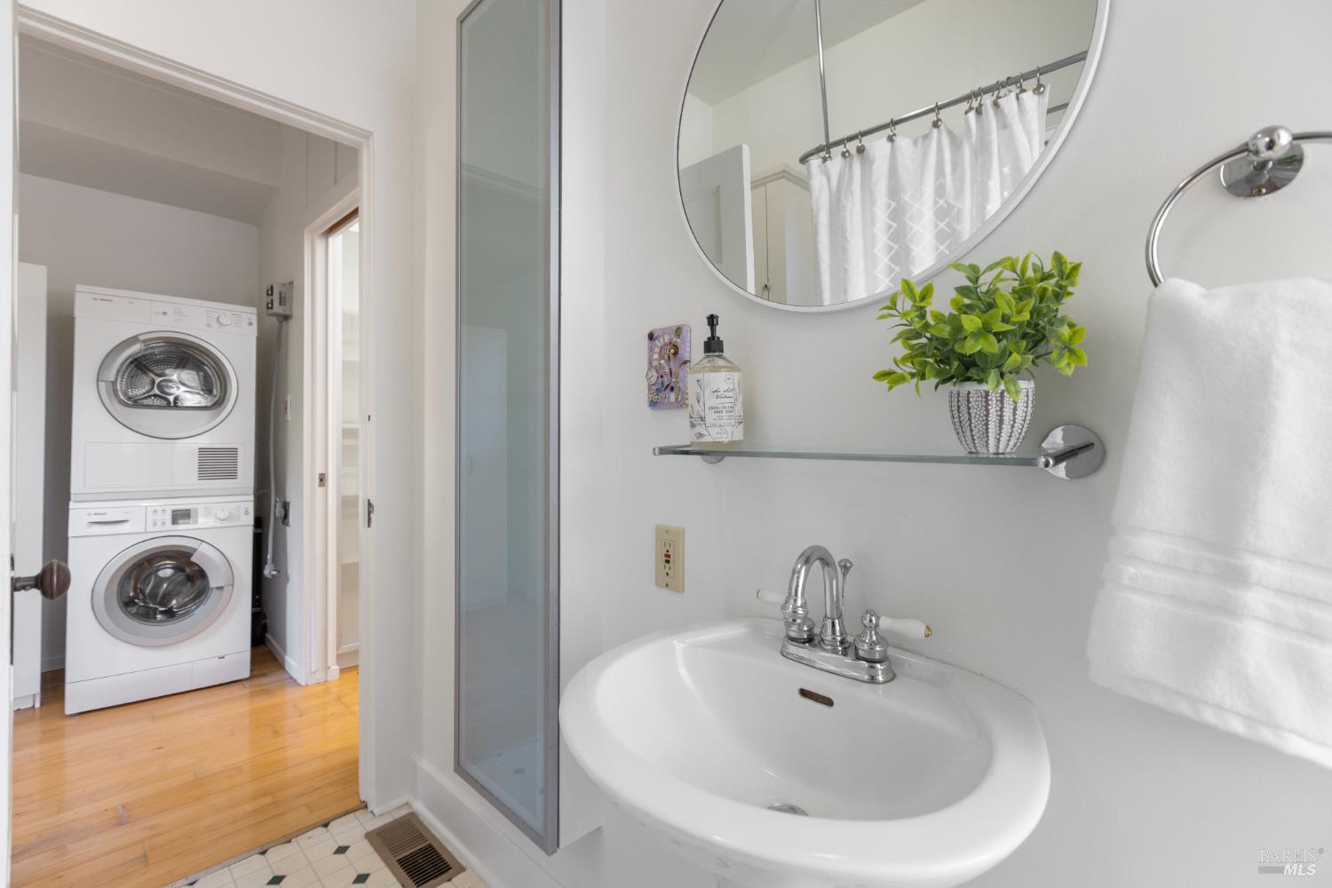 Detail Gallery Image 31 of 42 For 20 La Vuelta Ave, Lagunitas,  CA 94938 - 2 Beds | 2 Baths