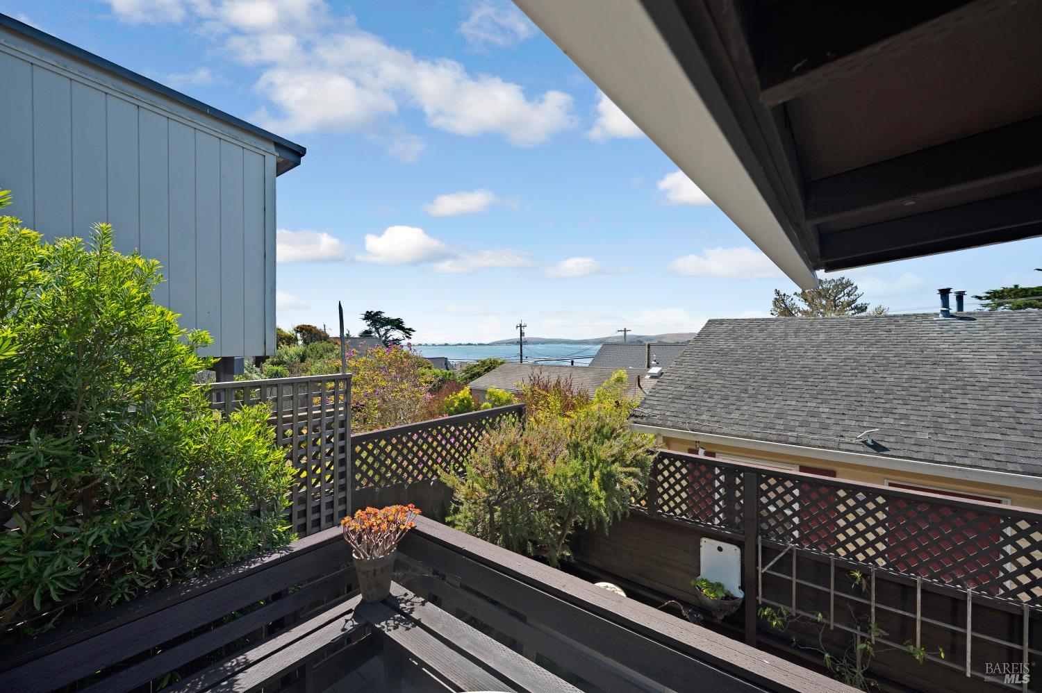 Detail Gallery Image 11 of 33 For 140 Kent Ave, Bodega Bay,  CA 94923 - 1 Beds | 1 Baths