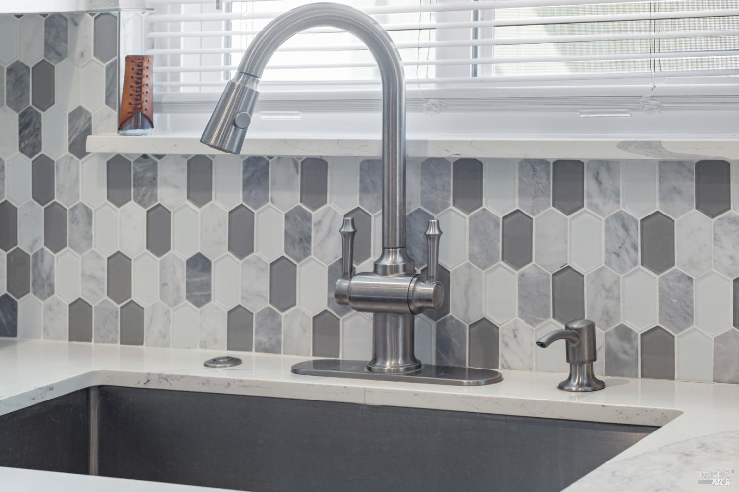 Detail Gallery Image 18 of 71 For 530 Anson Ct, Rohnert Park,  CA 94928 - 3 Beds | 2 Baths