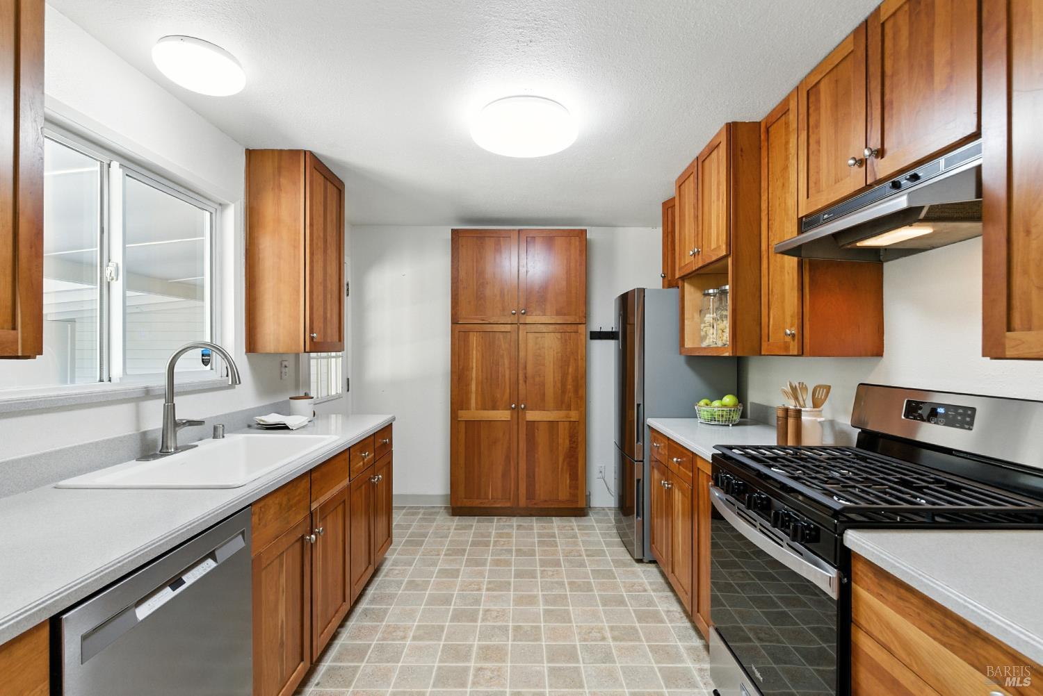 Detail Gallery Image 18 of 63 For 6750 Petaluma Hill Rd, Penngrove,  CA 94951 - 3 Beds | 2 Baths