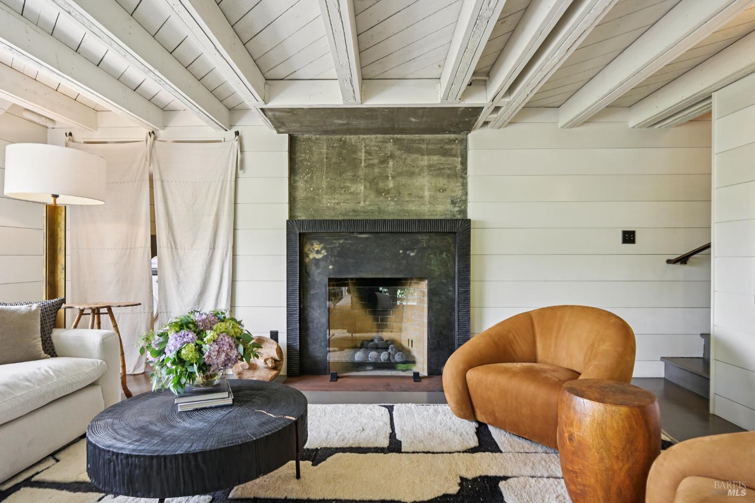 Detail Gallery Image 40 of 62 For 33 Ocean Ave, Bolinas,  CA 94924 - 3 Beds | 2/1 Baths