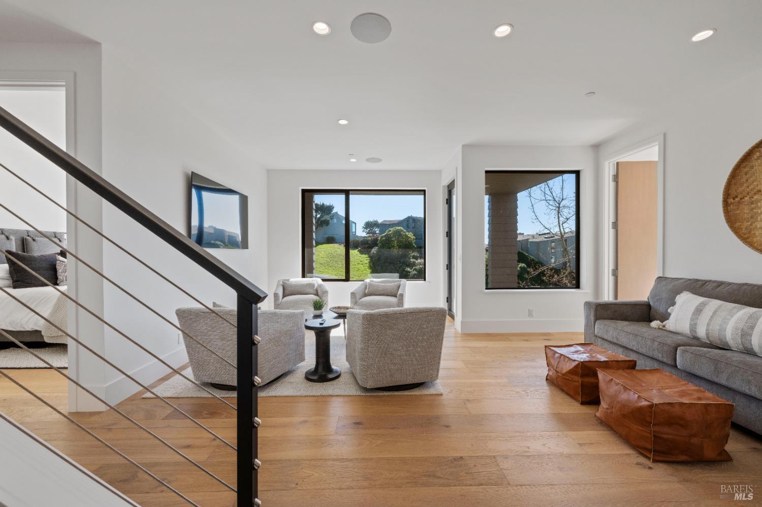 Detail Gallery Image 29 of 57 For 176 Cypress Loop, Bodega Bay,  CA 94923 - 4 Beds | 4/1 Baths
