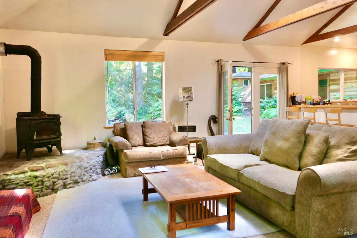 Detail Gallery Image 7 of 39 For 32000 Airport Rd, Fort Bragg,  CA 95437 - 2 Beds | 3 Baths