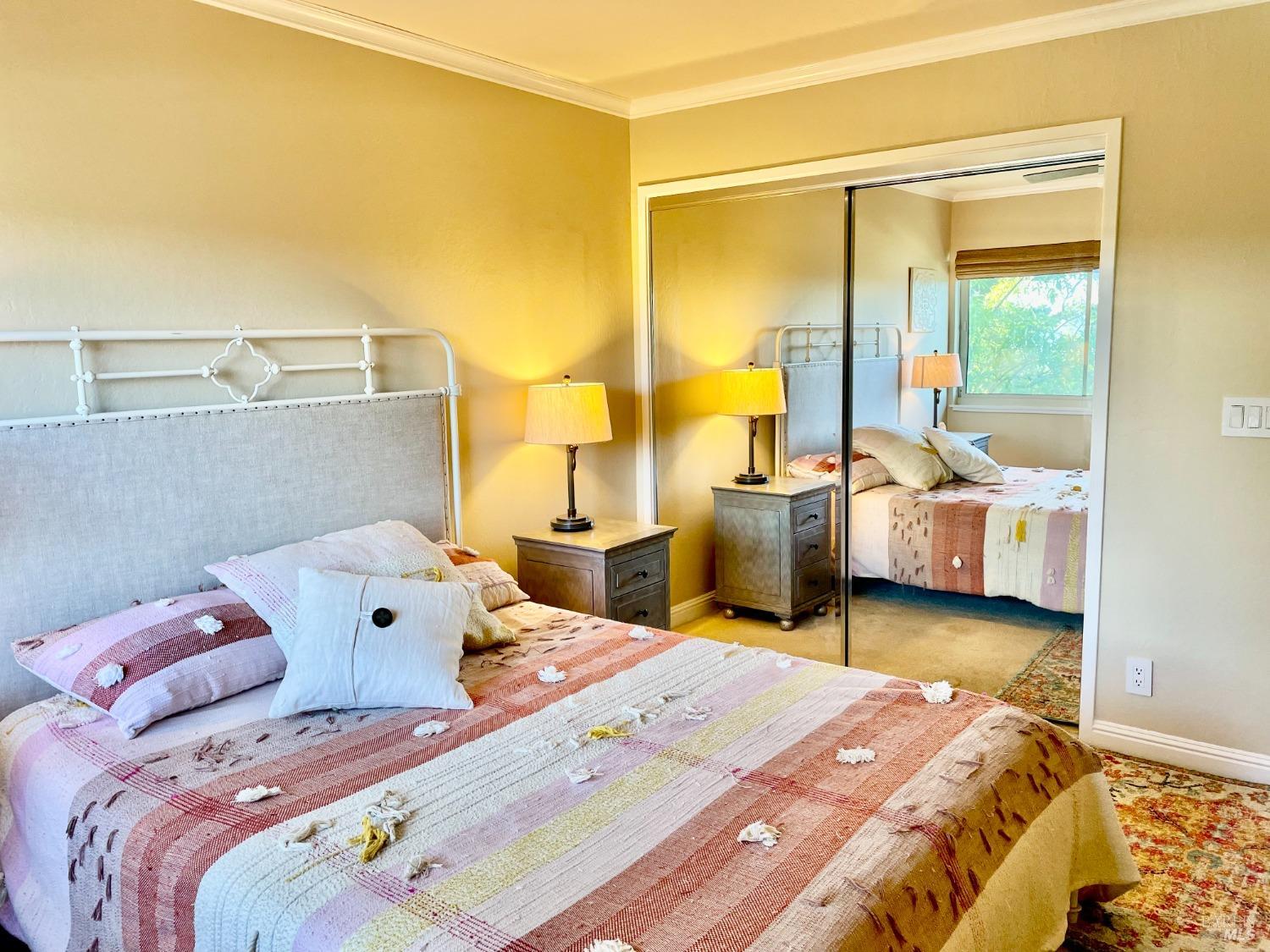 Detail Gallery Image 11 of 21 For 370 Eden Roc Dr, Sausalito,  CA 94965 - 1 Beds | 1 Baths