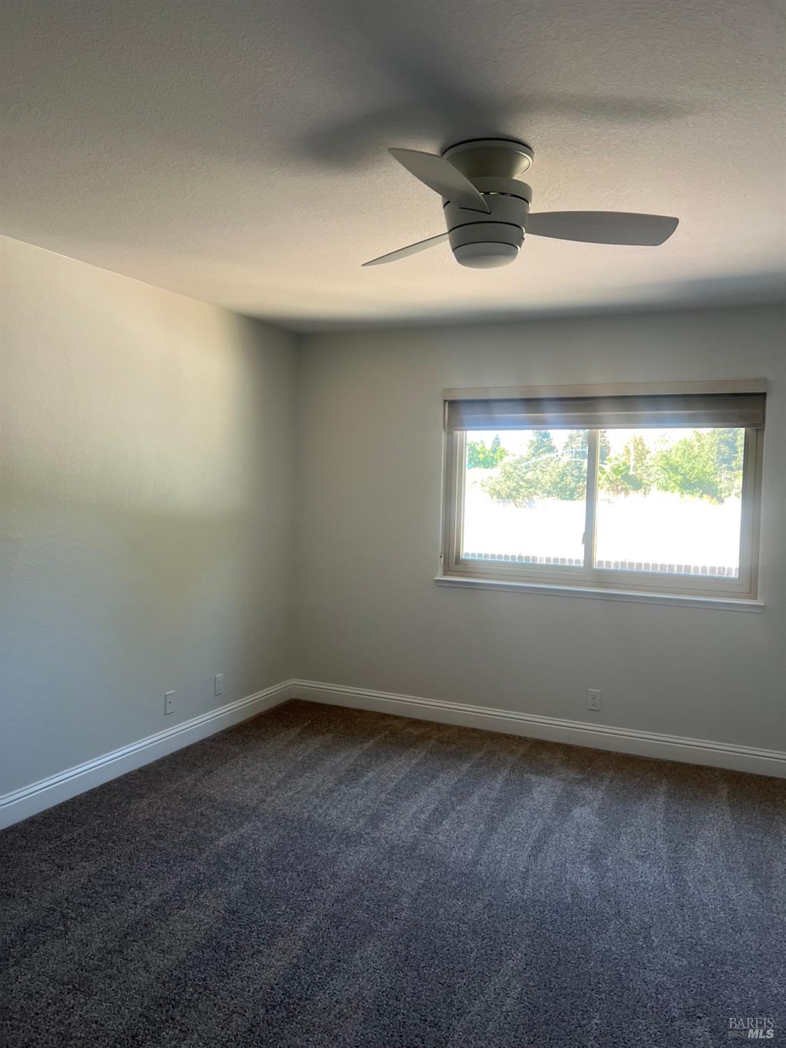 Detail Gallery Image 21 of 31 For 3274 Mustang Cir, Fairfield,  CA 94533 - 4 Beds | 3 Baths