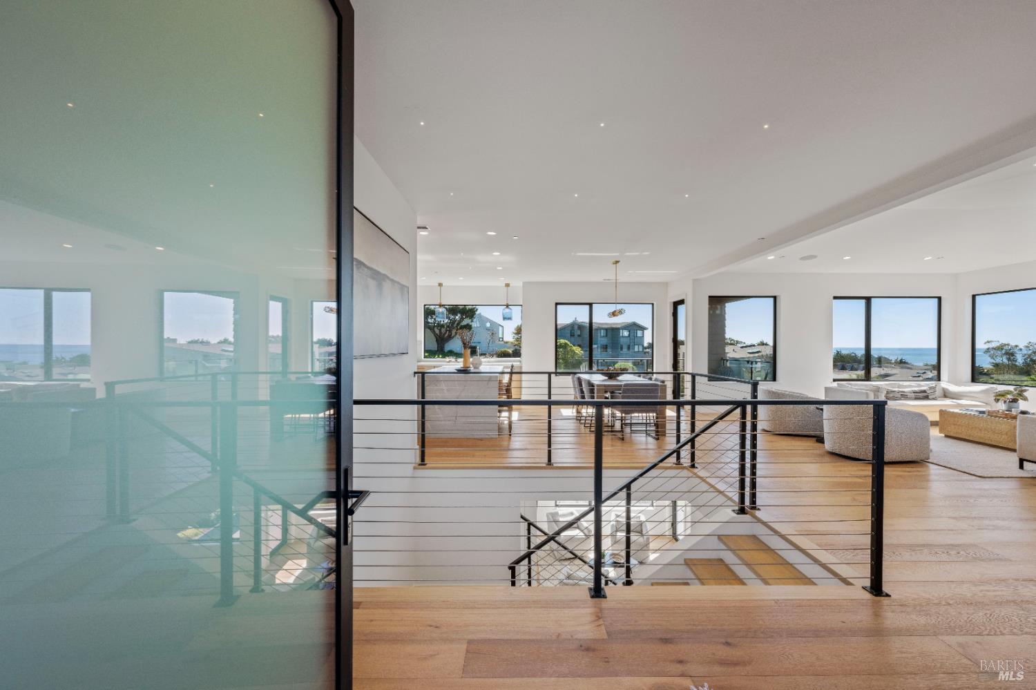Detail Gallery Image 5 of 57 For 176 Cypress Loop, Bodega Bay,  CA 94923 - 4 Beds | 4/1 Baths