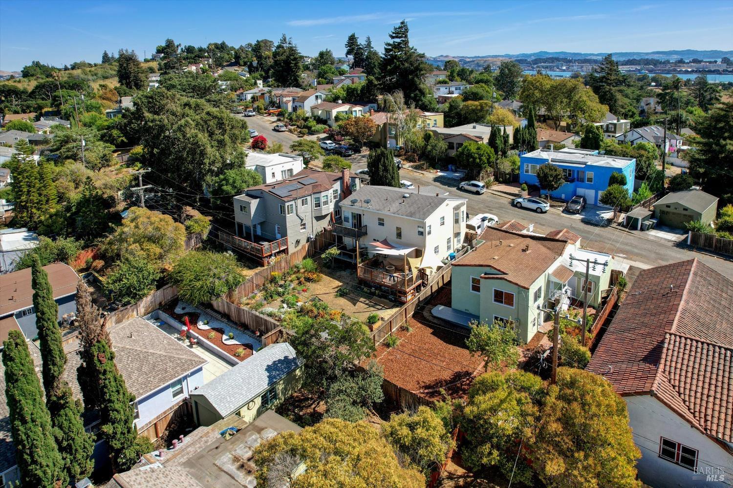 Detail Gallery Image 42 of 55 For 60 D St, Vallejo,  CA 94590 - 3 Beds | 2/1 Baths