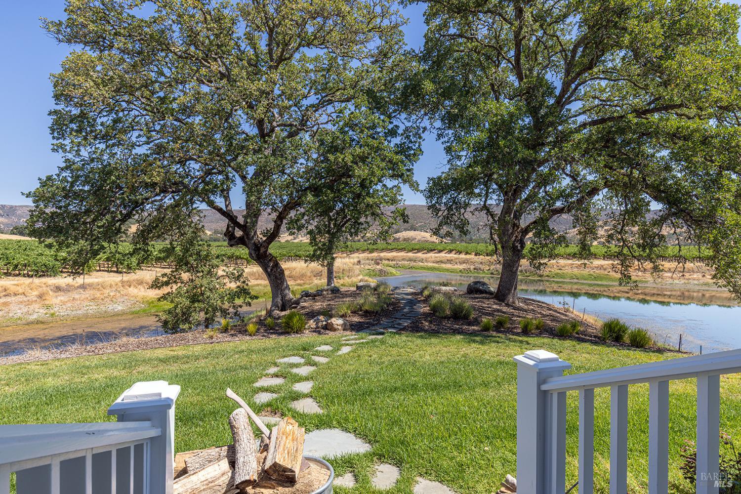 Detail Gallery Image 6 of 49 For 1650 Aetna Springs Ln, Pope Valley,  CA 94567 - 3 Beds | 2/1 Baths