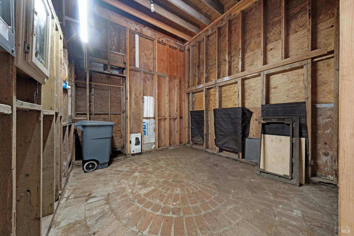 Detail Gallery Image 18 of 19 For 77 Bosque Ave, Fairfax,  CA 94930 - 1 Beds | 1/1 Baths