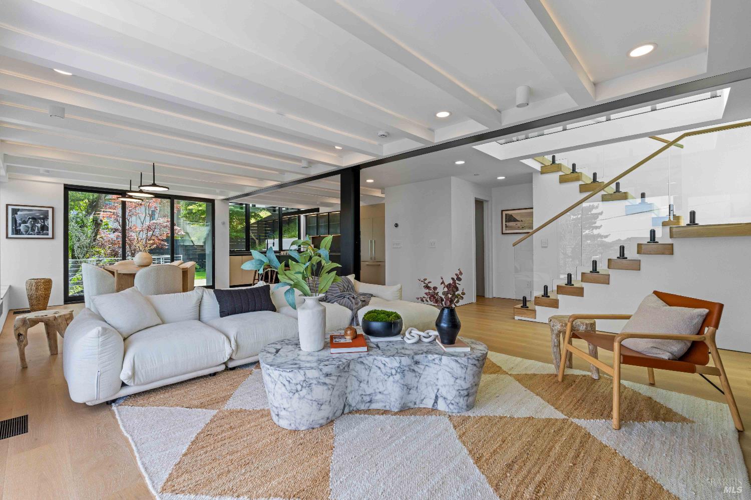 Detail Gallery Image 20 of 61 For 975 Greenhill Rd, Mill Valley,  CA 94941 - 4 Beds | 2/1 Baths