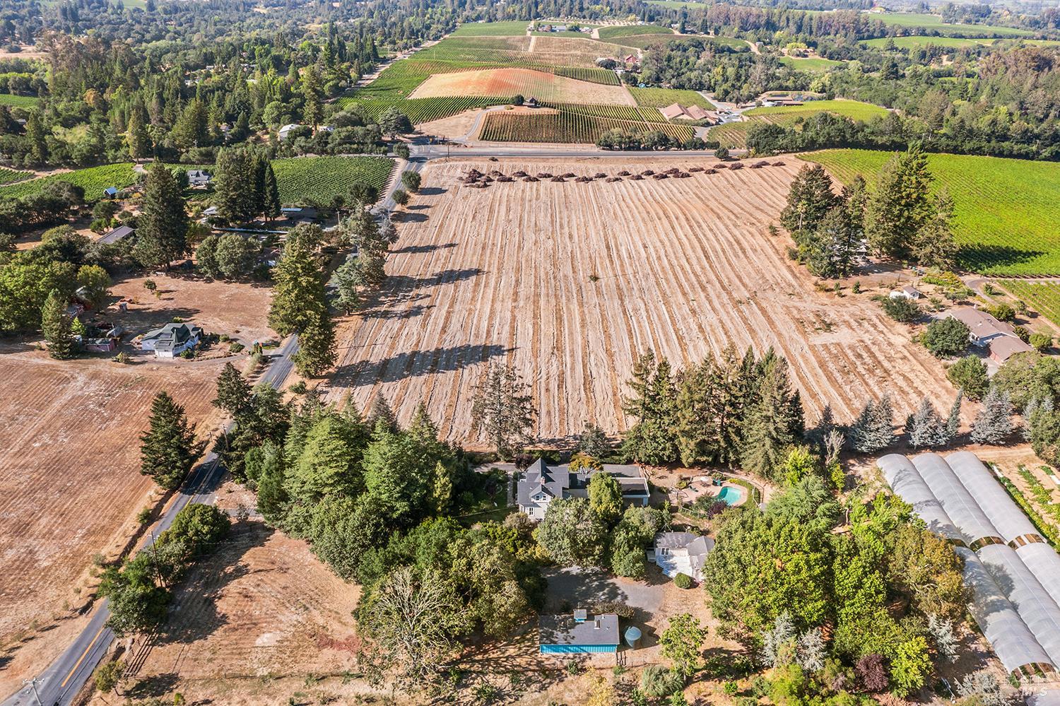 Detail Gallery Image 57 of 65 For 3949 Vine Hill Rd, Sebastopol,  CA 95472 - 5 Beds | 4 Baths