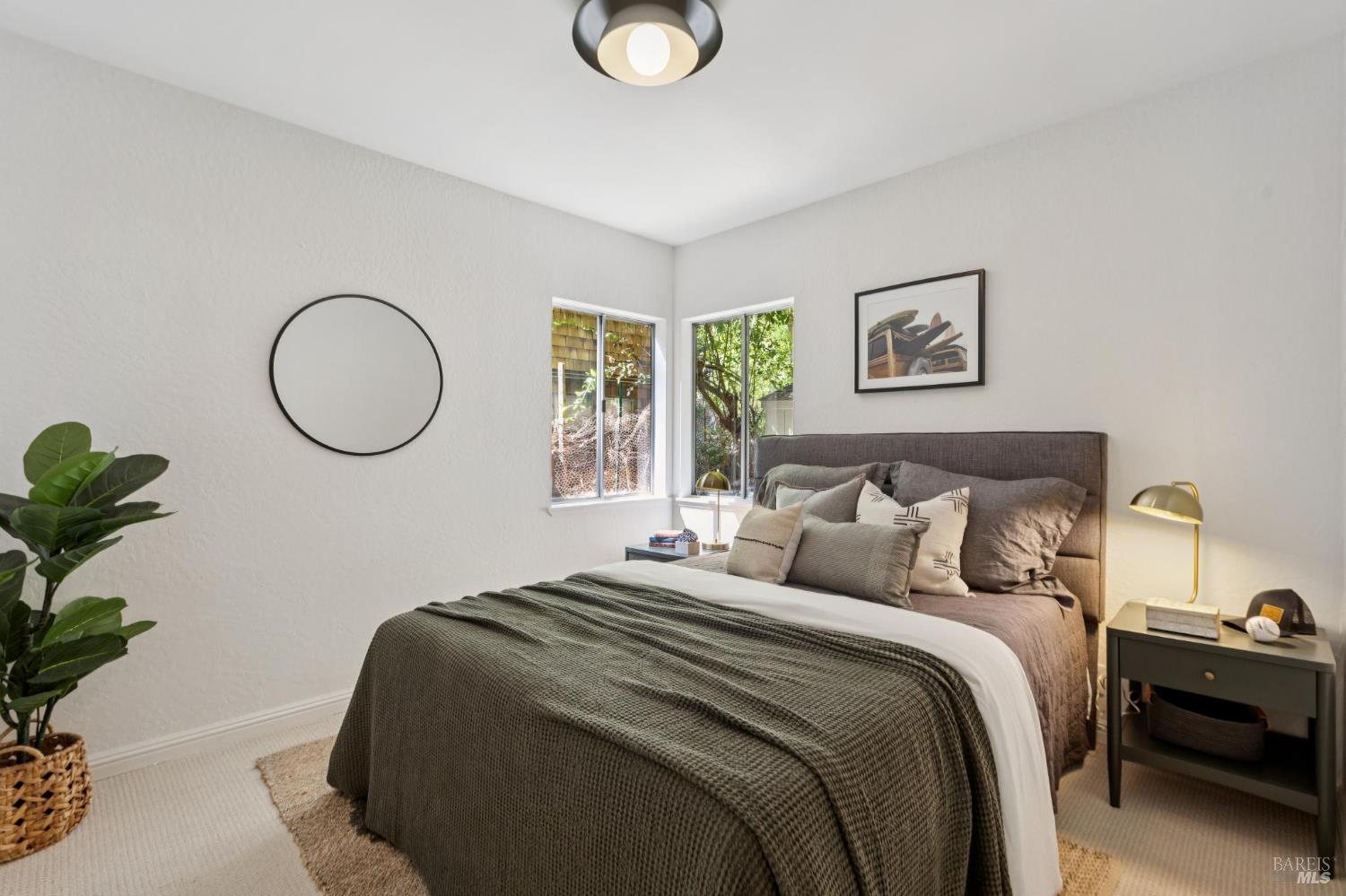 Detail Gallery Image 34 of 44 For 246 Madrone Ave, Larkspur,  CA 94939 - 4 Beds | 2 Baths