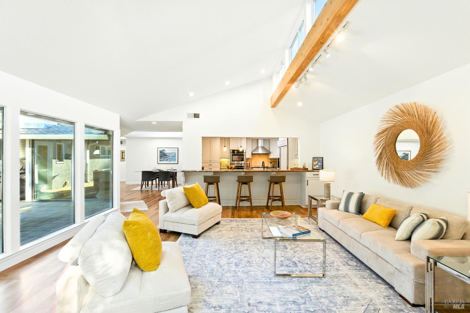 Detail Gallery Image 21 of 99 For 107 Blackfield Dr, Tiburon,  CA 94920 - 5 Beds | 3 Baths