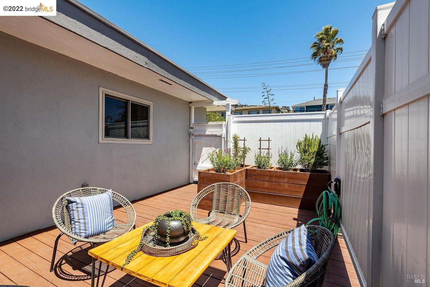 Detail Gallery Image 24 of 30 For 2021 Key Blvd, El Cerrito,  CA 94530 - – Beds | – Baths