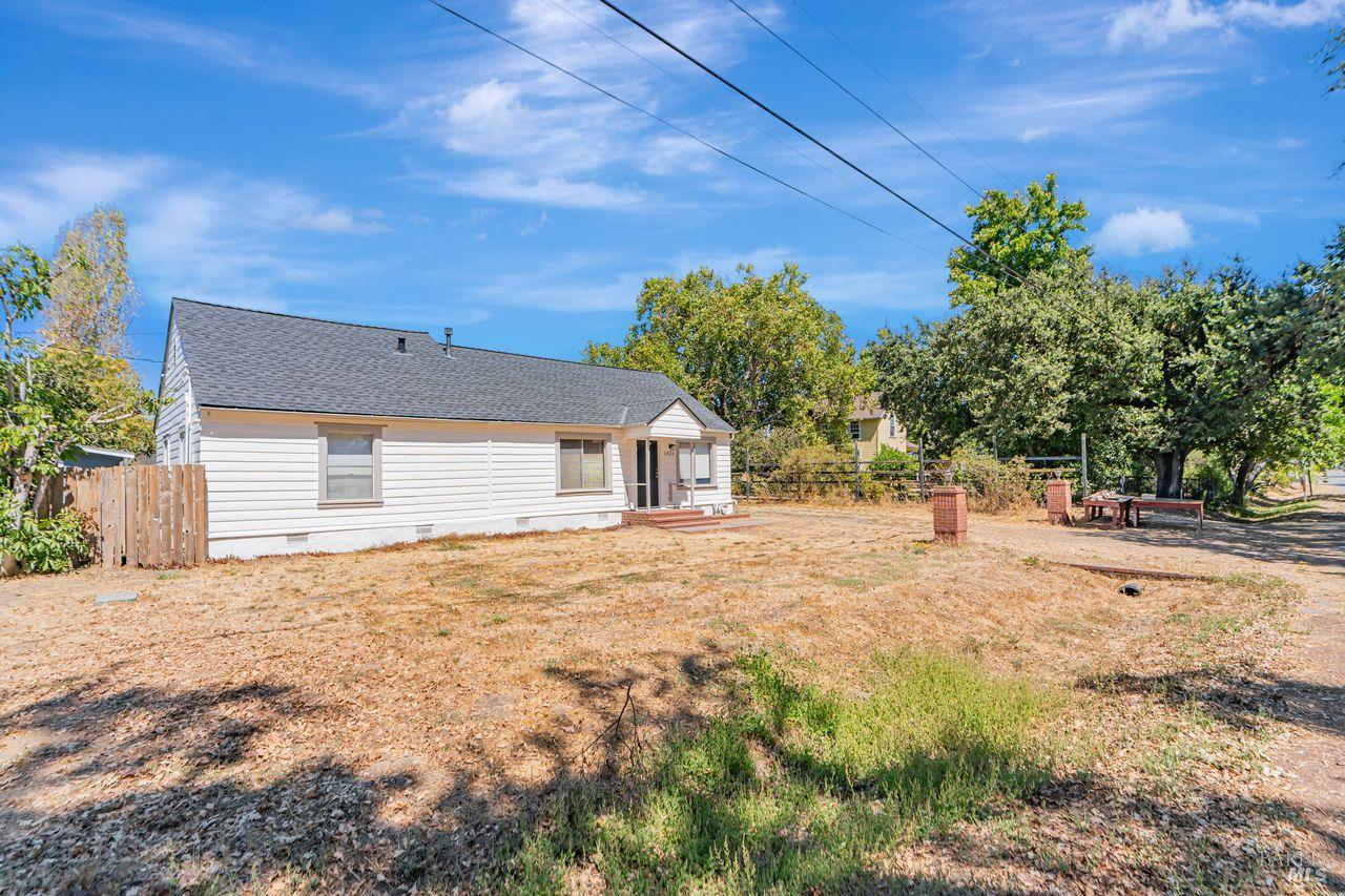Detail Gallery Image 35 of 47 For 1021 Butler Ave, Santa Rosa,  CA 95407 - 4 Beds | 2 Baths