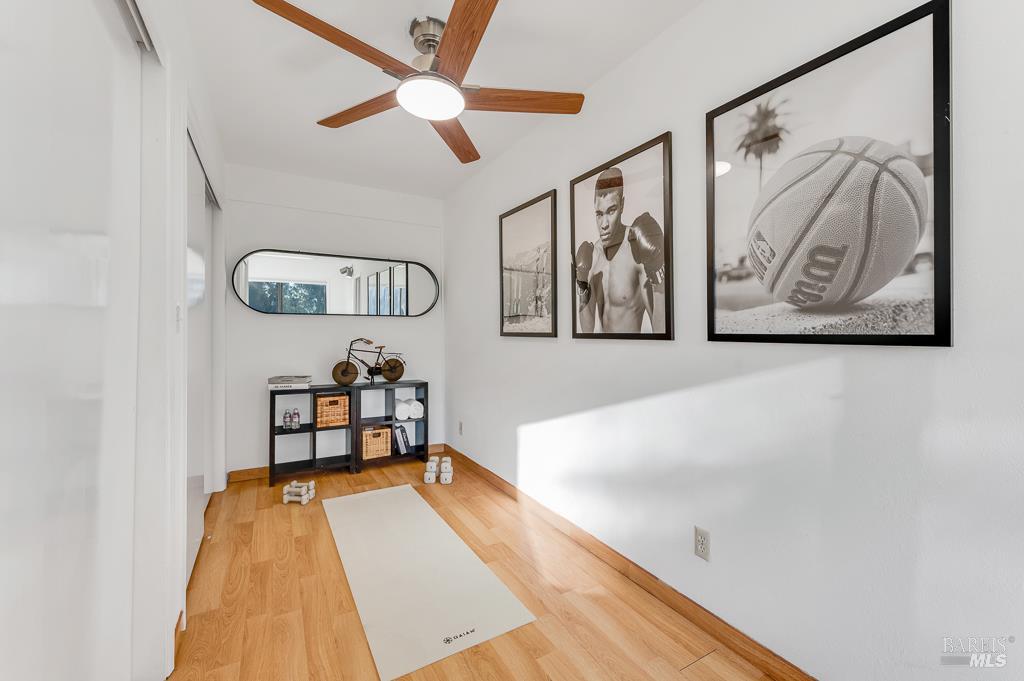 Detail Gallery Image 14 of 46 For 2801 Gravenstein Hwy, Sebastopol,  CA 95472 - 3 Beds | 3 Baths