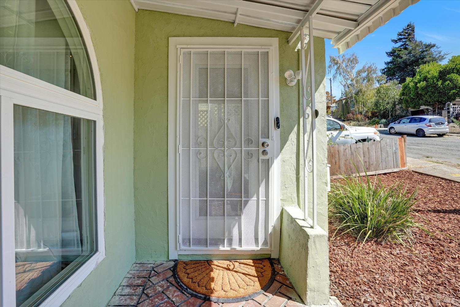 Detail Gallery Image 17 of 55 For 60 D St, Vallejo,  CA 94590 - 3 Beds | 2/1 Baths