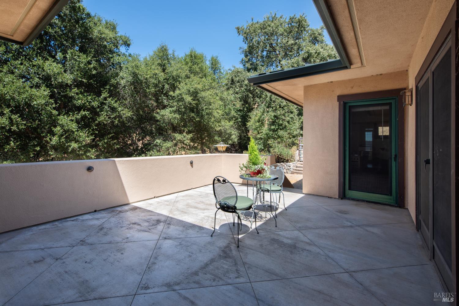 Detail Gallery Image 27 of 40 For 26876 River Rd, Asti,  CA 95425 - 3 Beds | 3 Baths