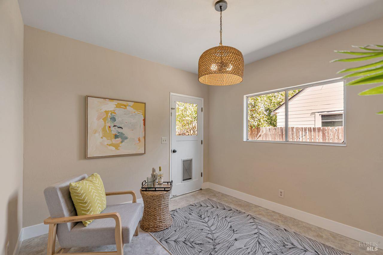 Detail Gallery Image 20 of 47 For 1021 Butler Ave, Santa Rosa,  CA 95407 - – Beds | – Baths