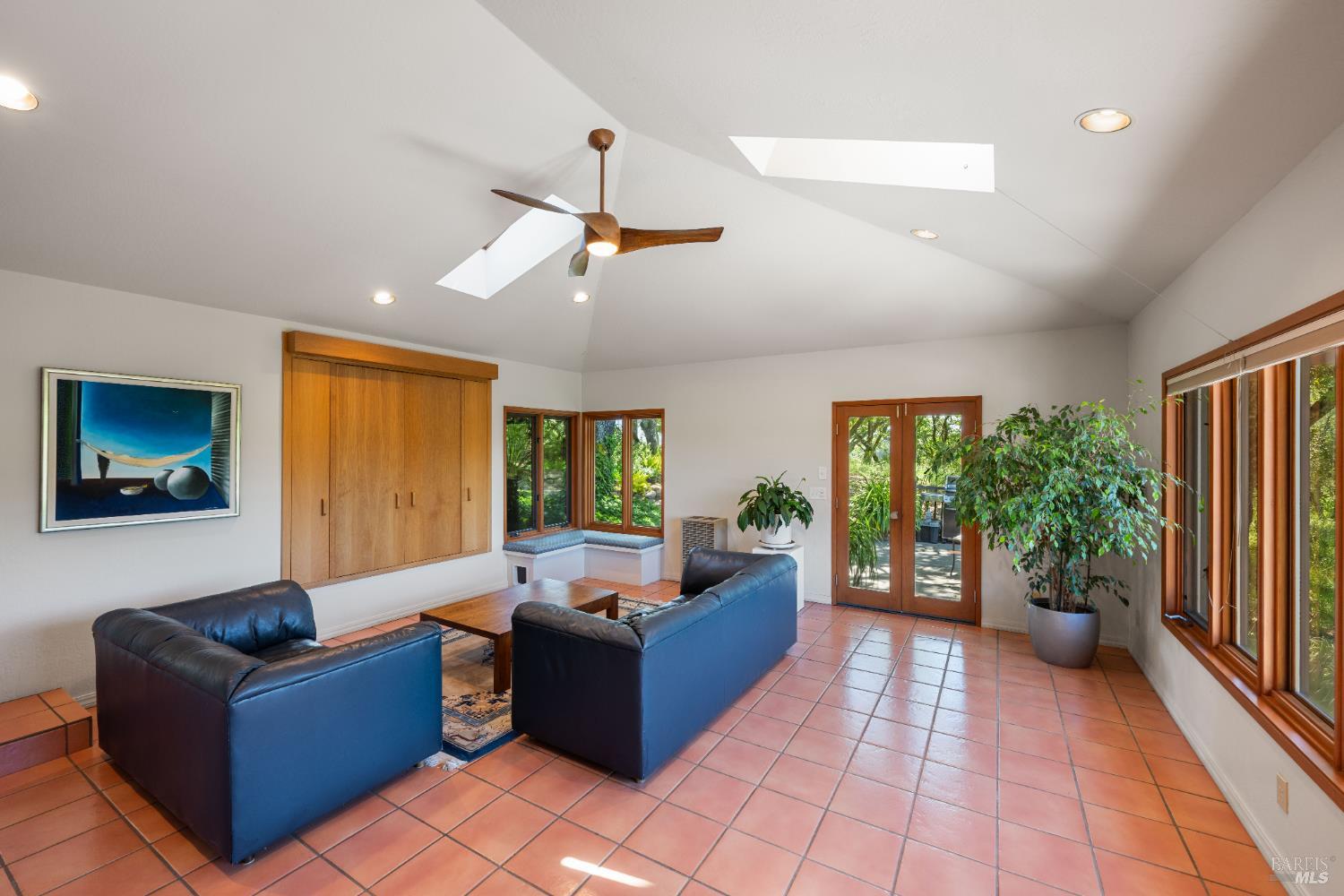 Detail Gallery Image 35 of 60 For 10601 Slattery Rd, Glen Ellen,  CA 95442 - 4 Beds | 2 Baths