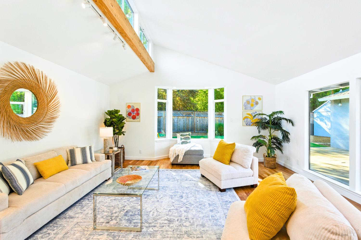 Detail Gallery Image 15 of 99 For 107 Blackfield Dr, Tiburon,  CA 94920 - 5 Beds | 3 Baths