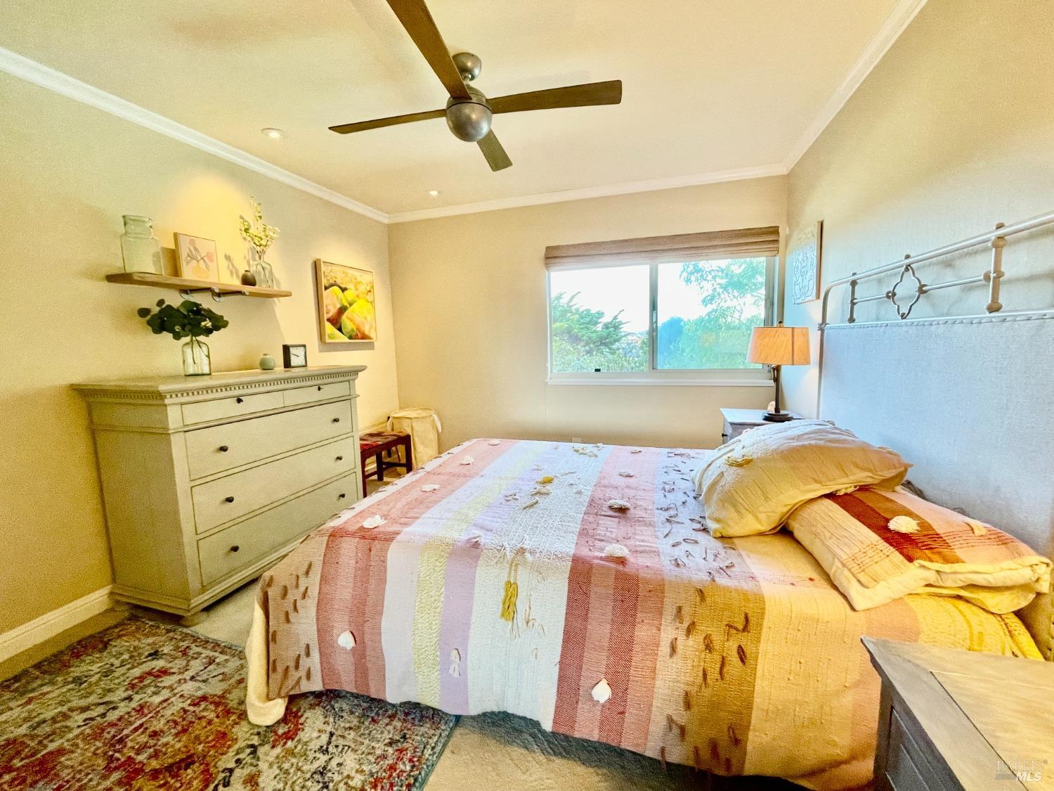 Detail Gallery Image 8 of 21 For 370 Eden Roc Dr, Sausalito,  CA 94965 - 1 Beds | 1 Baths