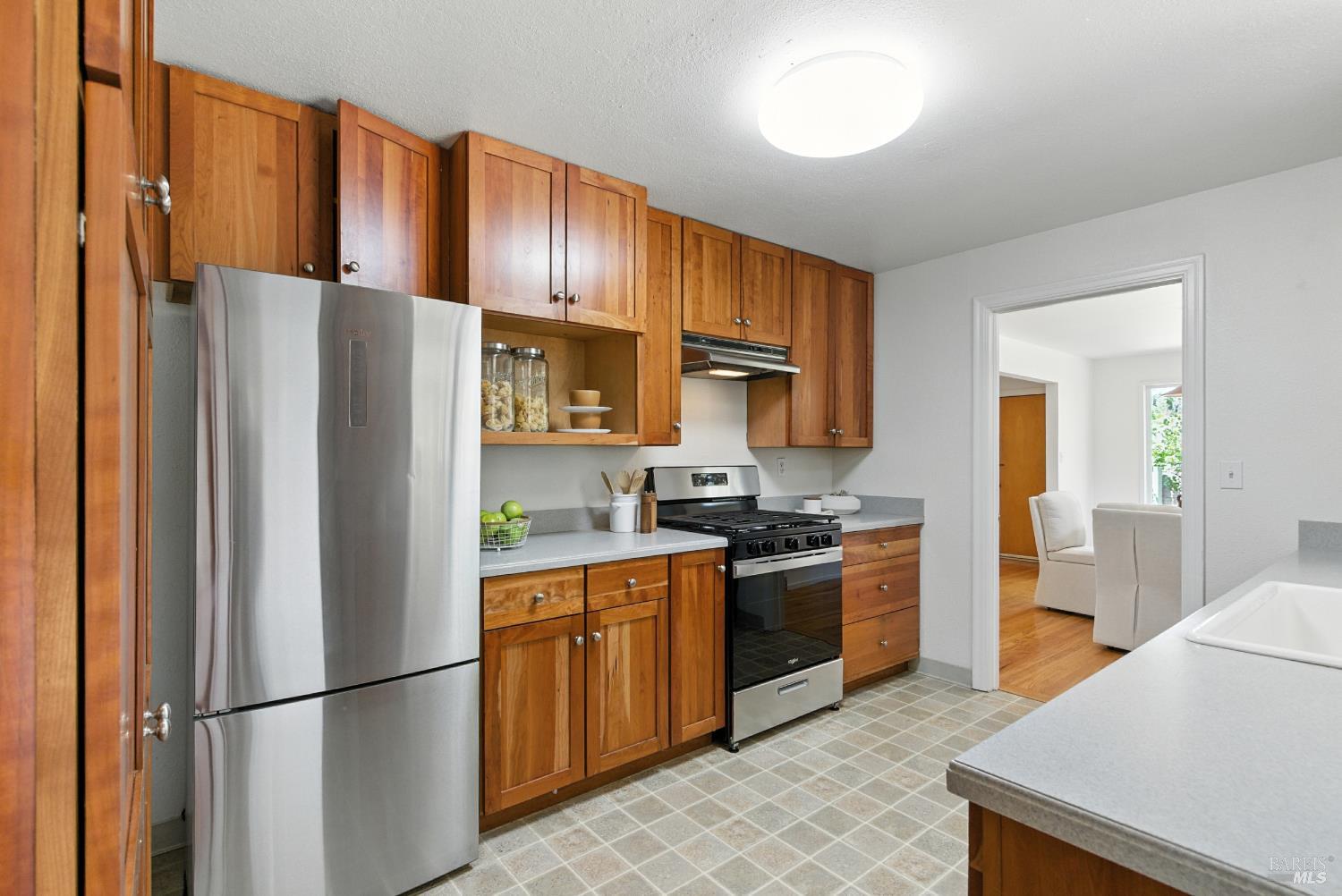 Detail Gallery Image 17 of 63 For 6750 Petaluma Hill Rd, Penngrove,  CA 94951 - 3 Beds | 2 Baths