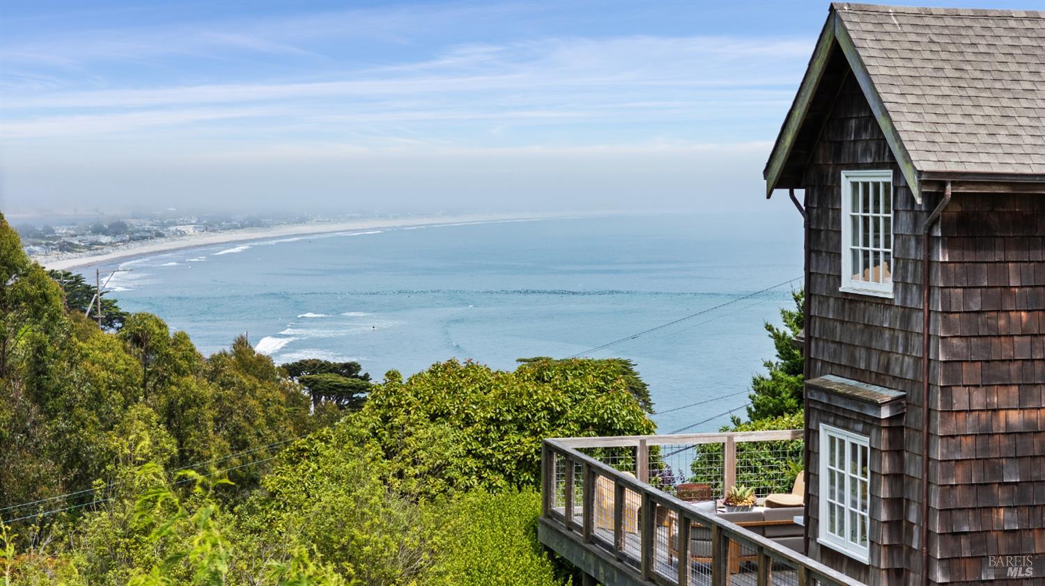 Detail Gallery Image 60 of 62 For 33 Ocean Ave, Bolinas,  CA 94924 - 3 Beds | 2/1 Baths