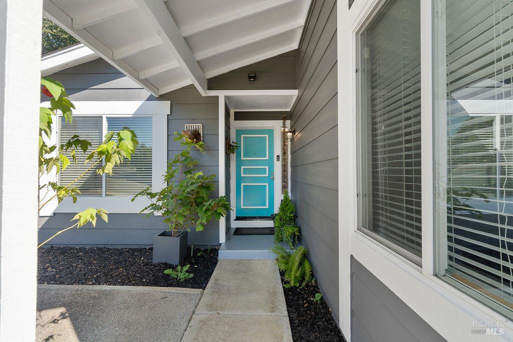 Detail Gallery Image 2 of 59 For 1412 Granada St, Vallejo,  CA 94591 - 4 Beds | 3 Baths